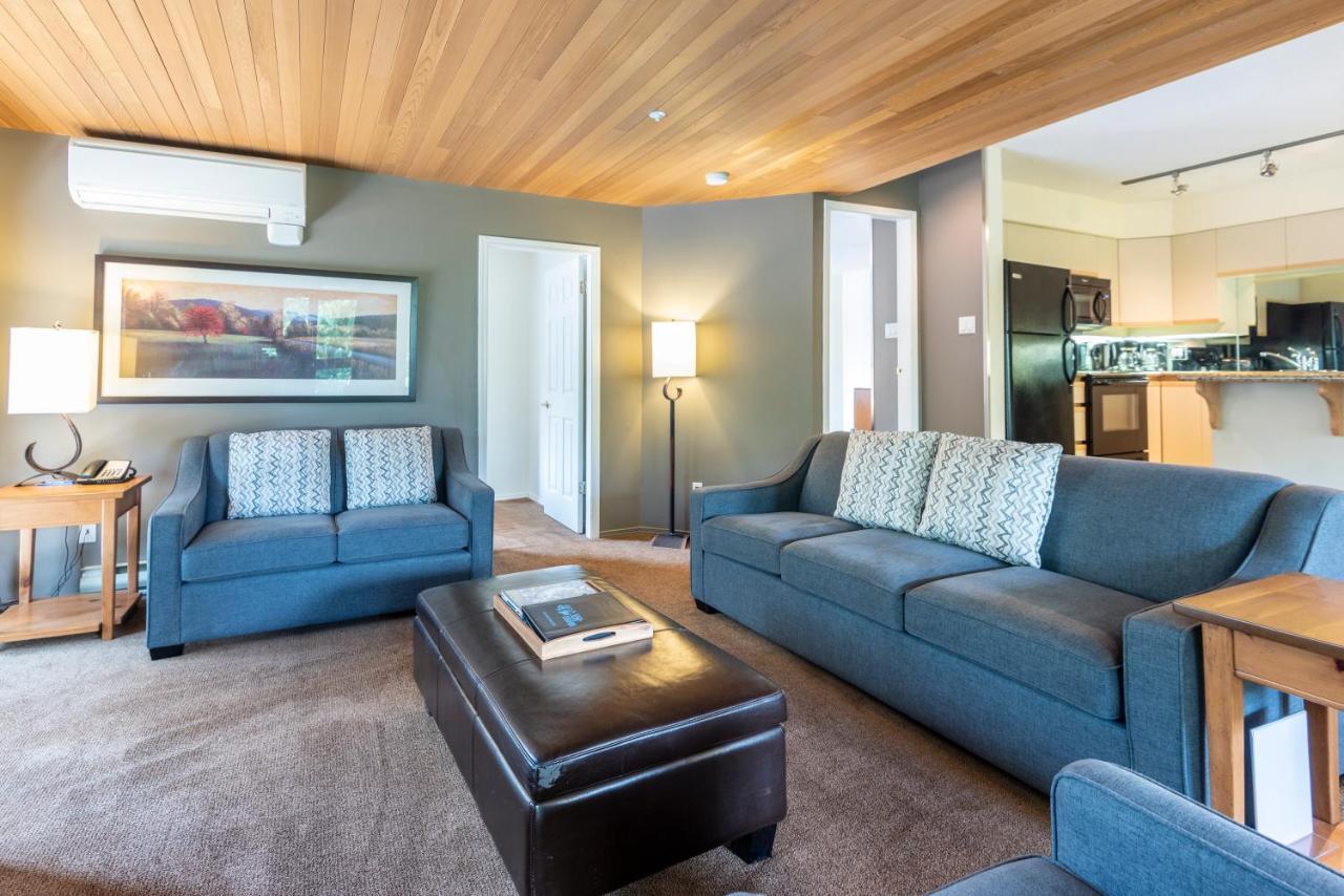 The Ironwood On Blueberry Hill Whistler Exterior foto